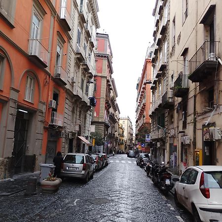 Napoli Centro Storico Un Passo Da San Gennaroアパートメント エクステリア 写真